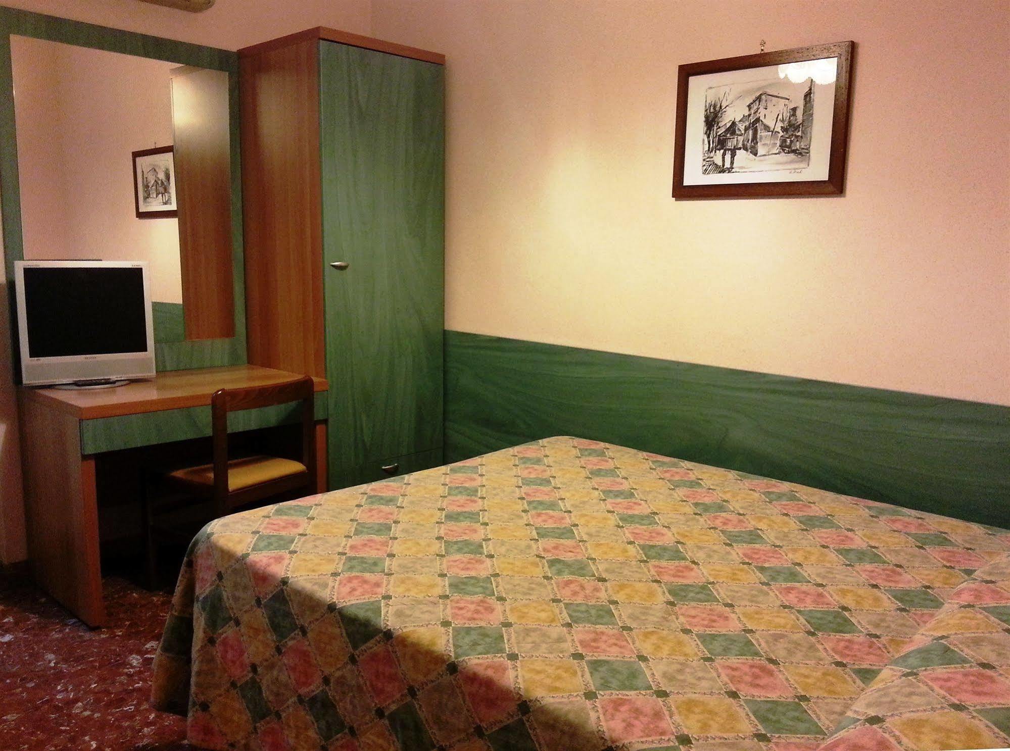 Hotel Di Stefano Піза Екстер'єр фото